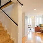 Bonfim Elegant Duplex W/ Ac By Lovelystay *