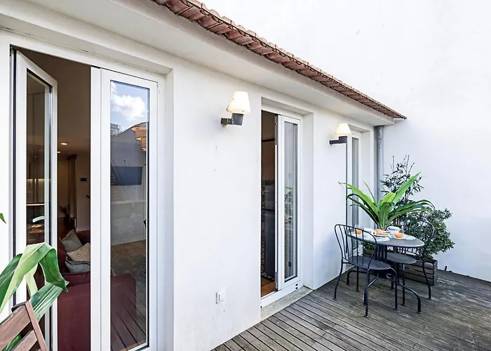 Bonfim Elegant Duplex W/ Ac By Lovelystay Lägenhet *