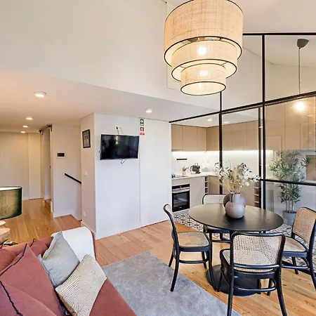 Bonfim Elegant Duplex W/ Ac By Lovelystay *