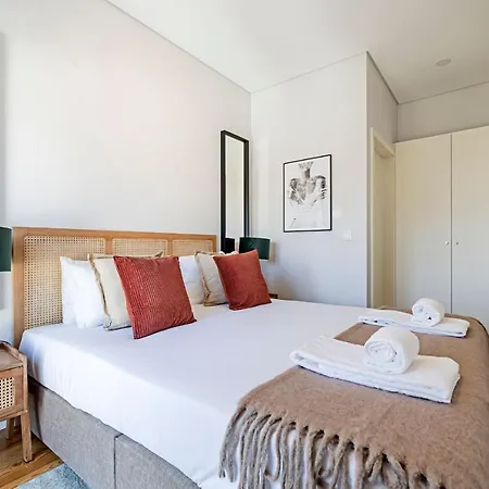 Bonfim Elegant Duplex W/ Ac By Lovelystay *