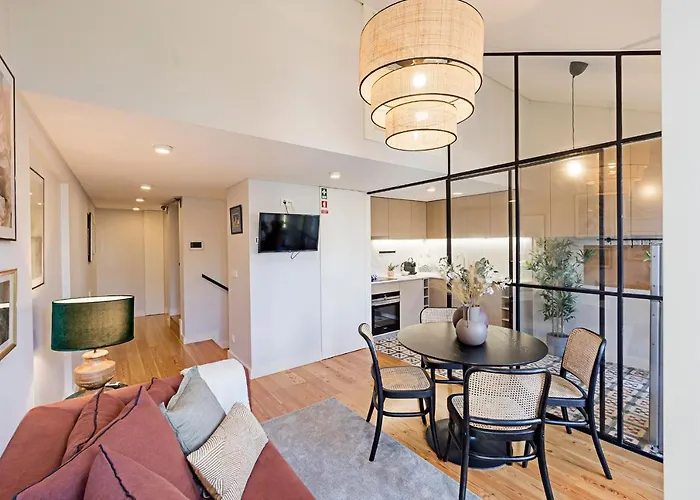 Bonfim Elegant Duplex W/ Ac By Lovelystay *